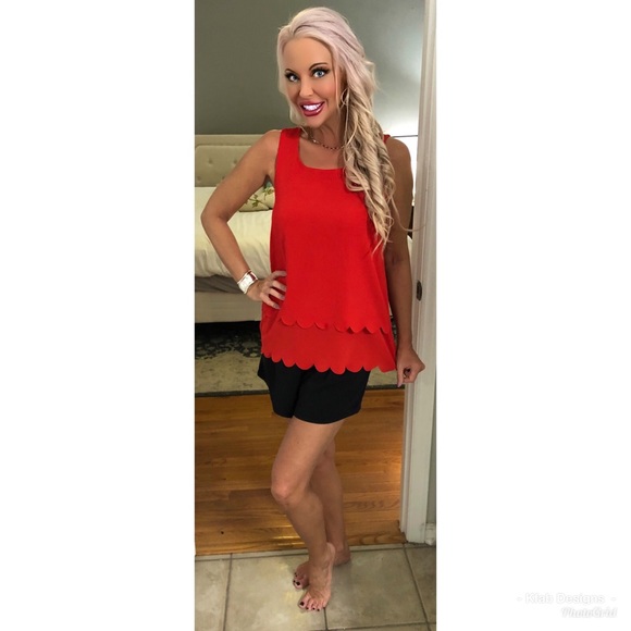 ❤️LAST 1! ☀️Tomato Red Double Tier Scallop Top! - Picture 3 of 5